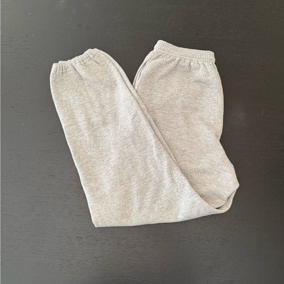 Russell Athletic Light Gray Men’s Joggers - Picture 1 of 10